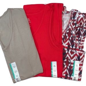 🆕 Time and Tru Three Piece Bundle Tops